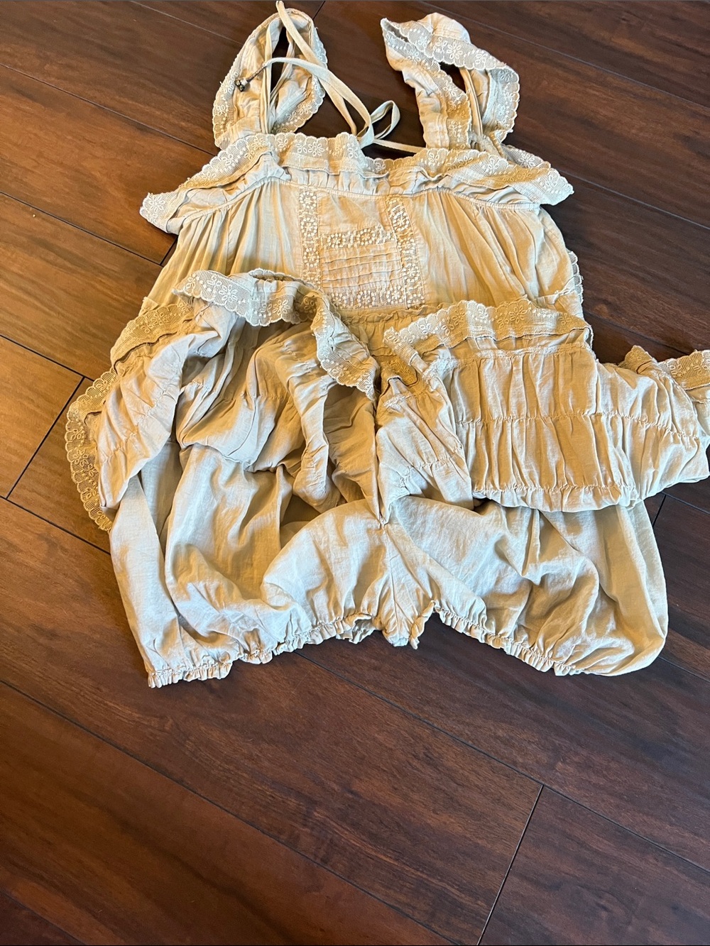Free People intimately sweetest little lacey romper! Size L, attached bloomers - Picture 5 of 6